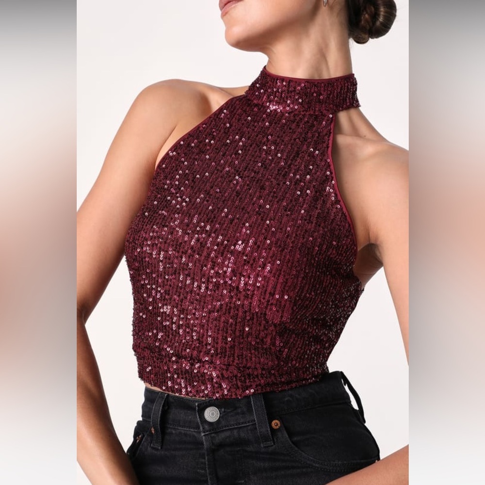 NWOT Diva Behavior Wine Sequin Sleeveless Halter Backless Crop Top